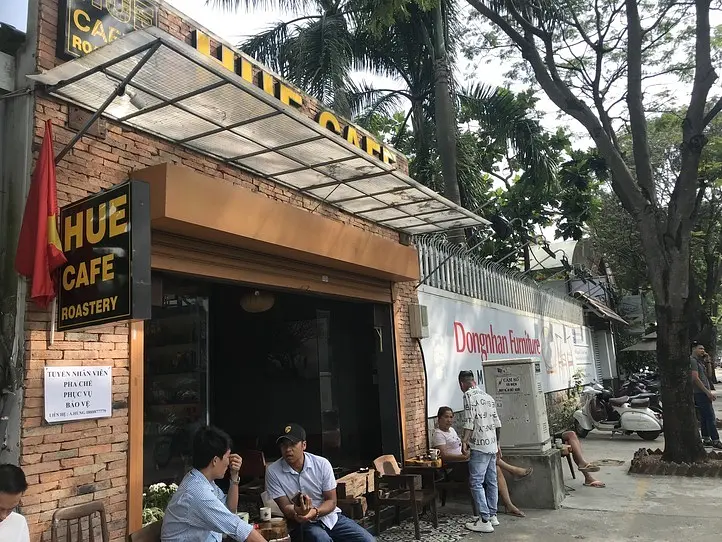 タオディエンでモーニング散歩〜バインミーとベトナムコーヒー