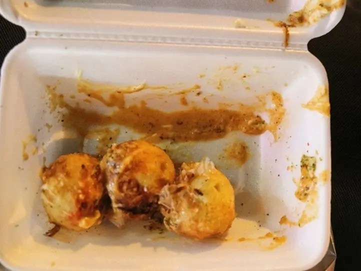 ホーチミンではたこ焼きが大人気！一風変わった10個の具を食べてみた