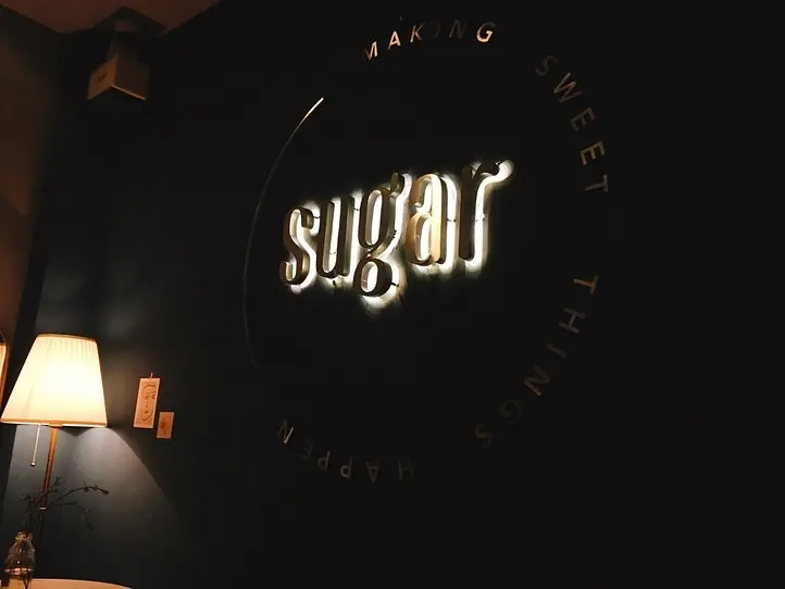 ドンコイ通りのおしゃれなケーキ店「sugar」