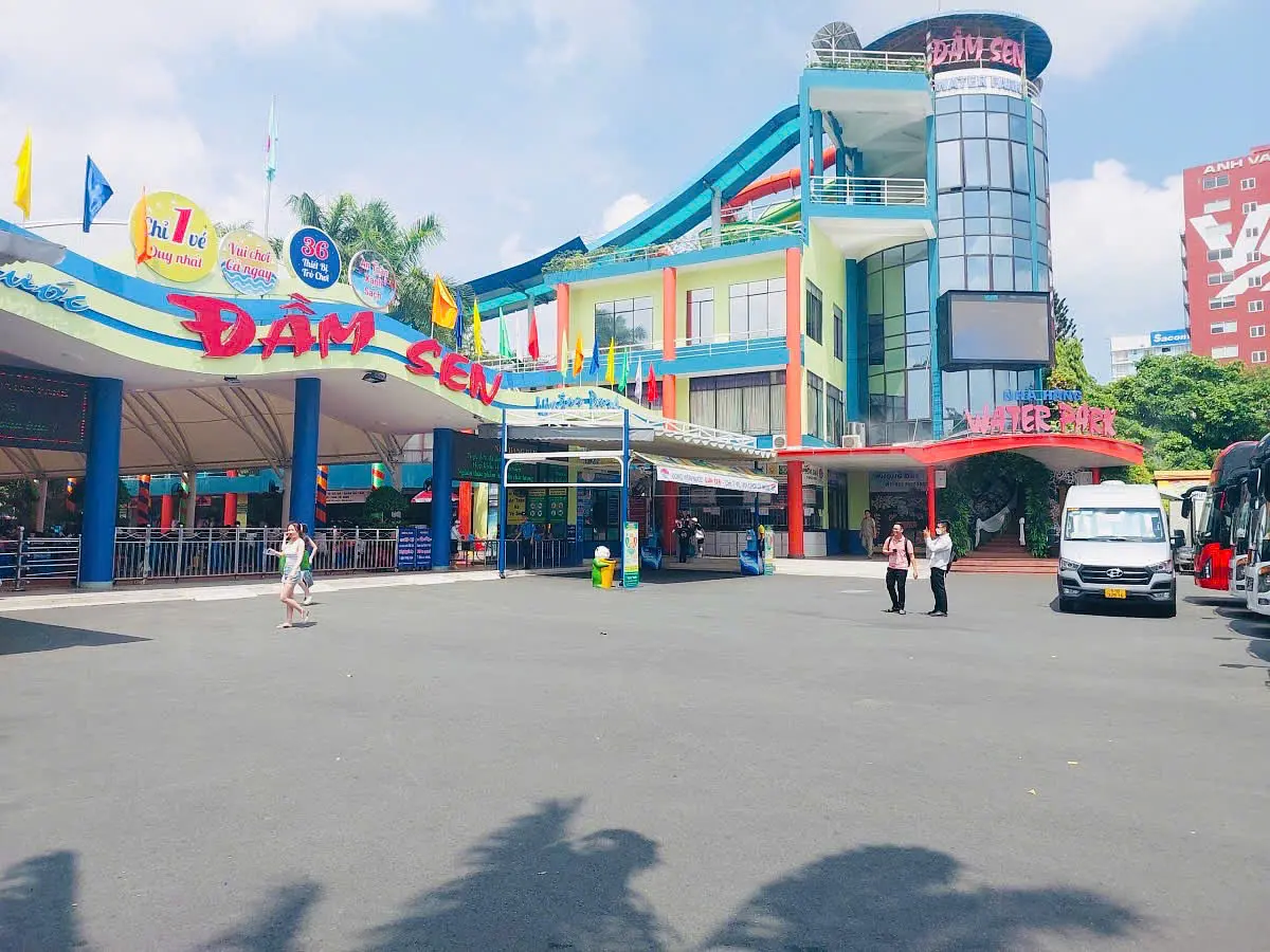 Đầm Sen（ダムセン）と Suối Tiên（スオイティエン）、どちらに行くべき？