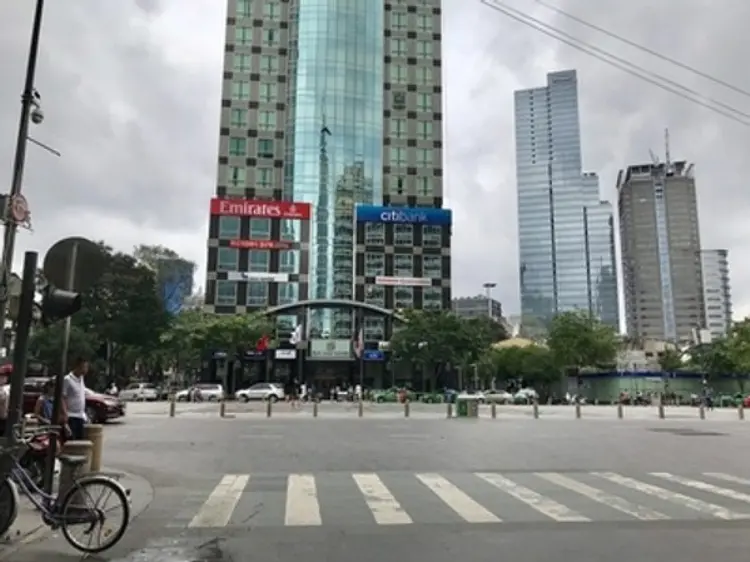 サワデカ・スパ