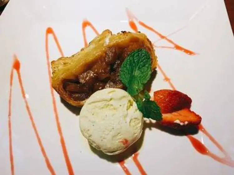 アールスクエア