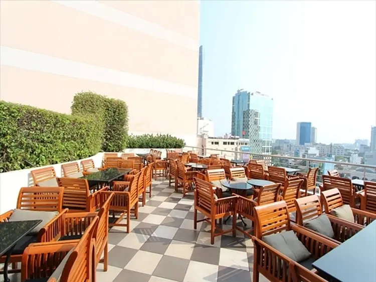 サイゴン・サイゴン・バー