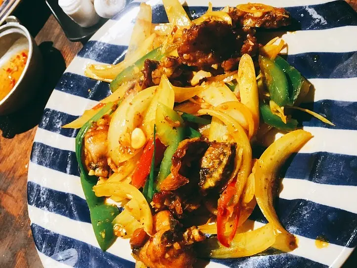 中心街のお手頃ベトナム料理レストラン「ゴックチャウガーデン」