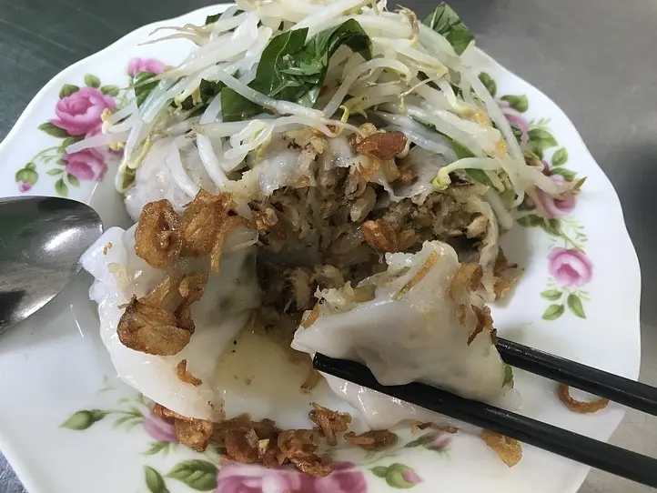 ホーチミンで食べるヘルシーなローカルフード「Banh cuon(バインクォン)」〜TAY HO〜