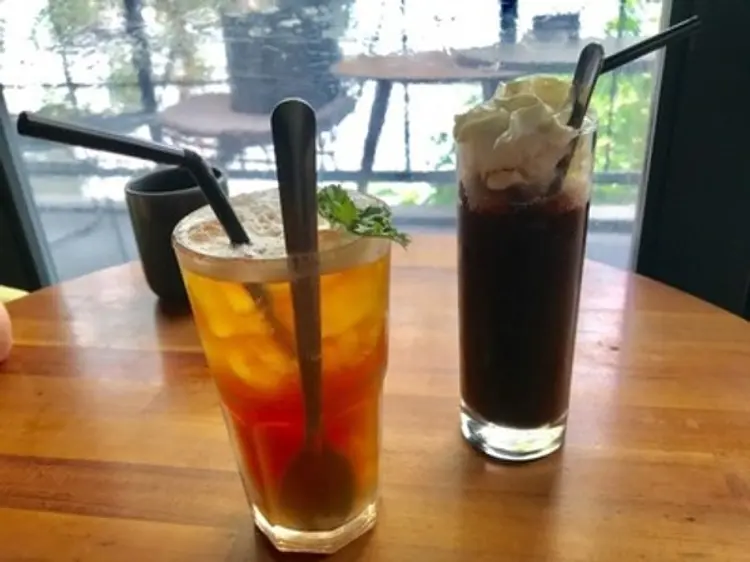 アイディーカフェ (トゥスゥン店)