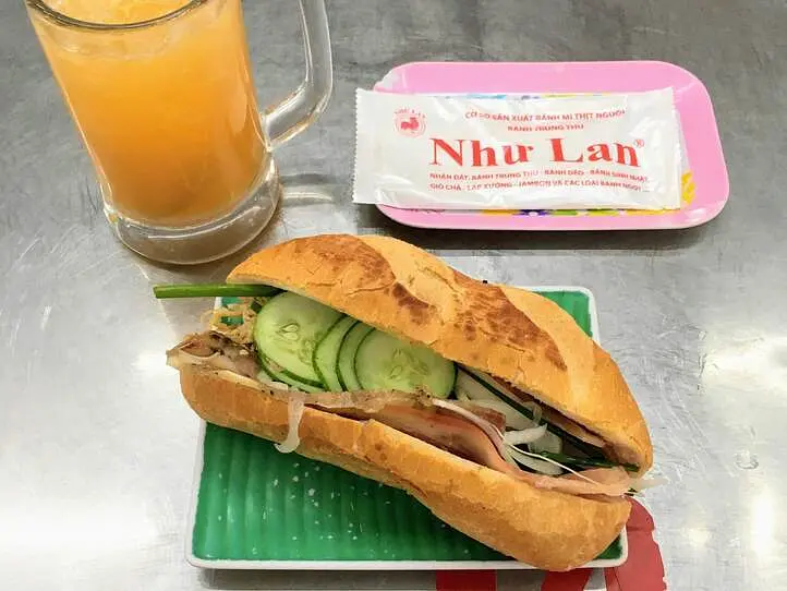 美味しいバインミーが食べられる老舗食堂～Nhu Lan(ニューラン)～