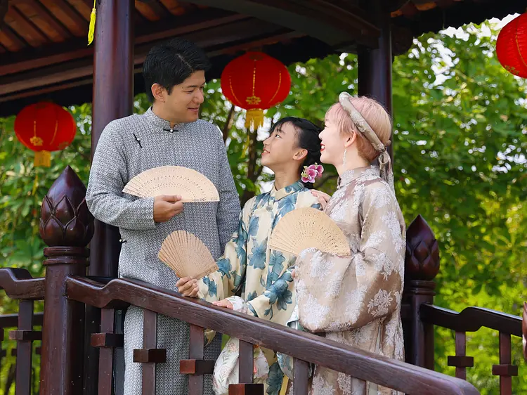 サイゴン・ブルー・トラベル