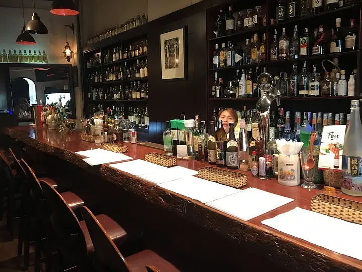 店内喫煙可！懐かしい雰囲気が漂うホーチミン市の日系洋食店〜The First Bar〜