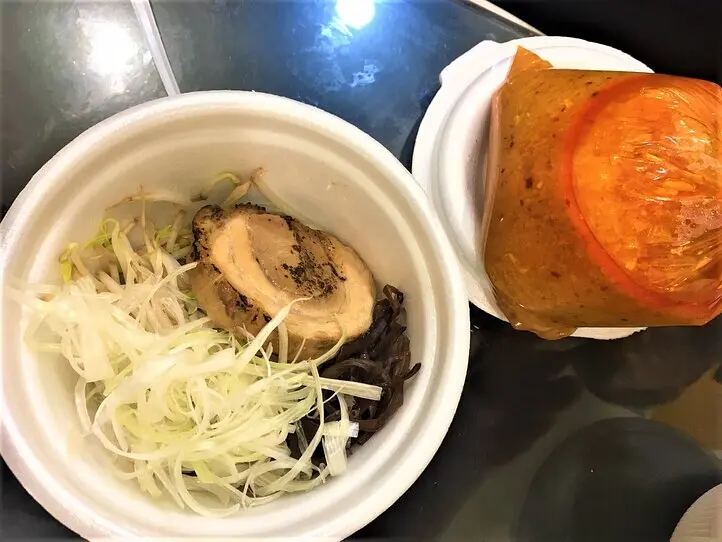 デリバリーもできる！日系のローカル向けラーメン屋「チョイオイヌードル」を食べてみた