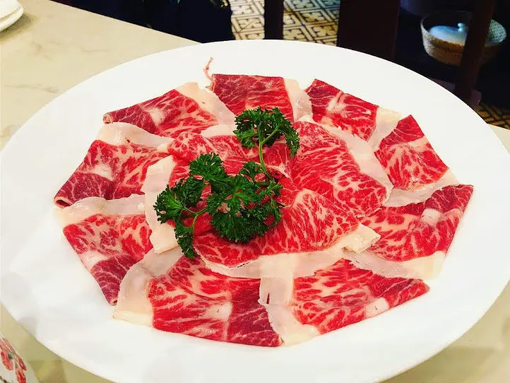 ホーチミンでデトックス！肉厚ヘルシーなきのこ鍋はいかが？