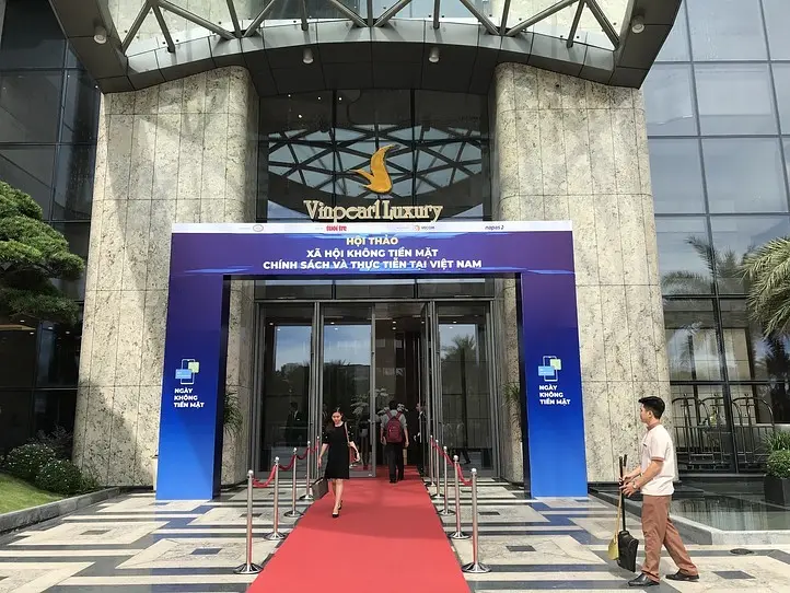 ホーチミンを一望できるベトナム最高層のビルでお茶をしよう〜Blank Lounge〜