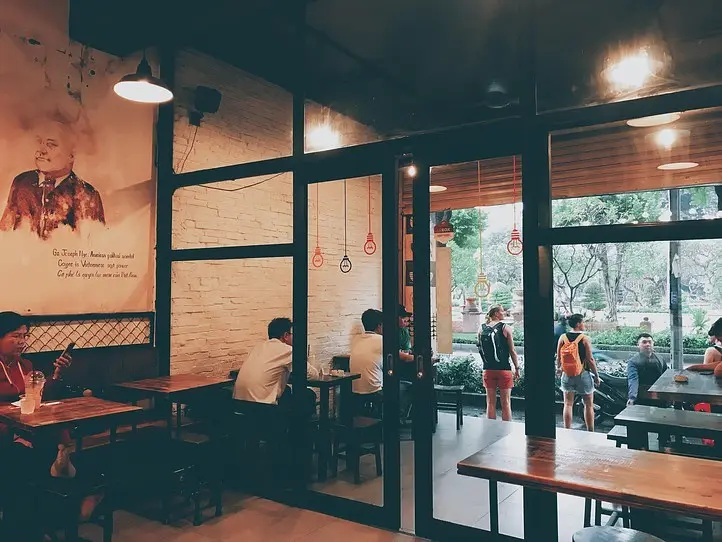 パスター通り沿い！便利な24時間営業のカフェ～Cafe Thuc