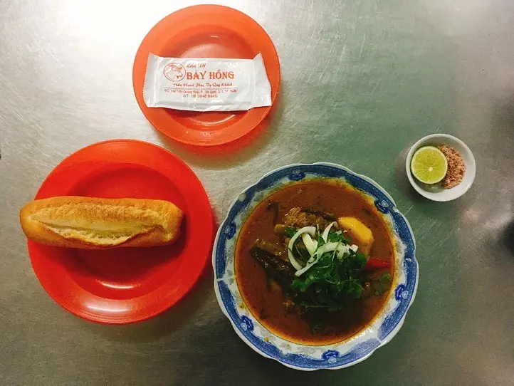 超ローカルの名店「Bay Hong（バイホン）」でベトナム風ヤギカレーを食べよう