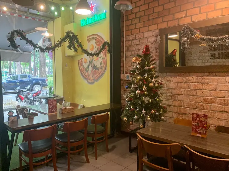 イタリアーニのピザ