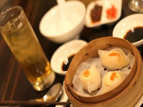 ロータスコート (モーベンピック・ホテル・サイゴン内)