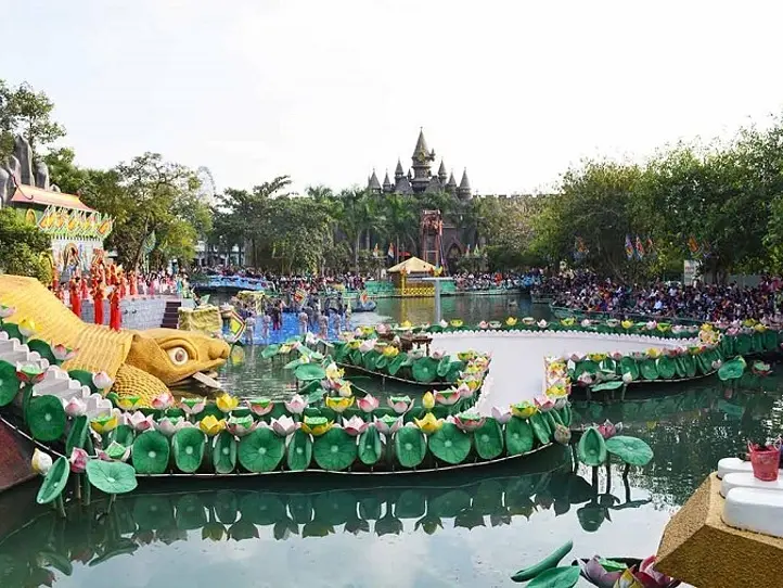 スイティエン公園でベトナムの歴史と文化を垣間見る