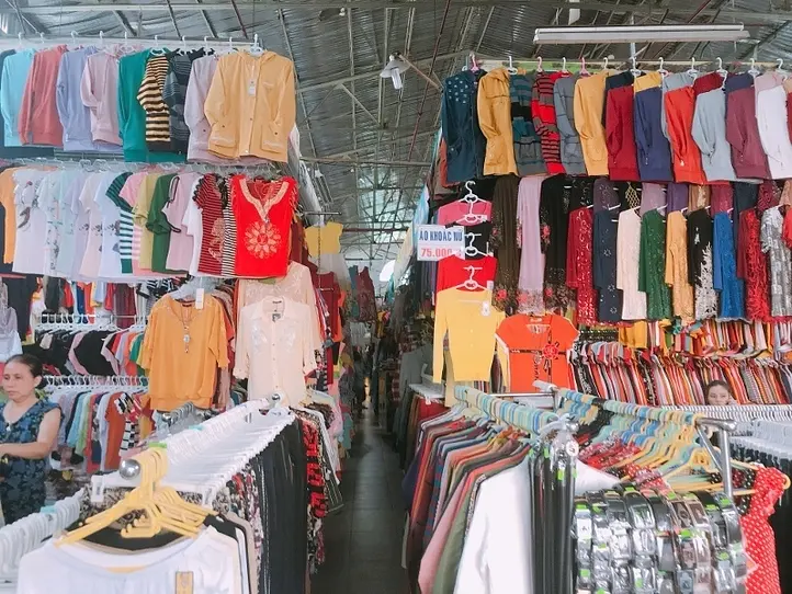 ベトナム人の生活を覗いてみよう！超ローカル市場に潜入~タンミー市場