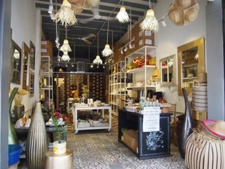 ユエン・ホーム