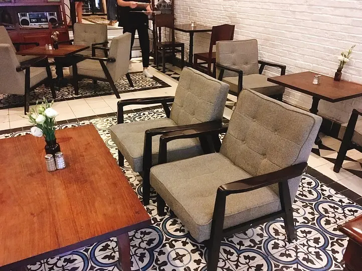 1区の一軒家カフェ「The Vintage Emporium（ビンテージエンポリウム）」でカフェごはん