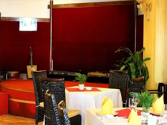 サイクロ・レストラン (ホテル マジェスティック サイゴン内)