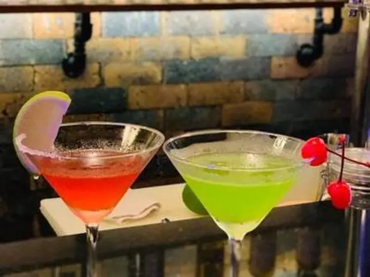 アールスクエア