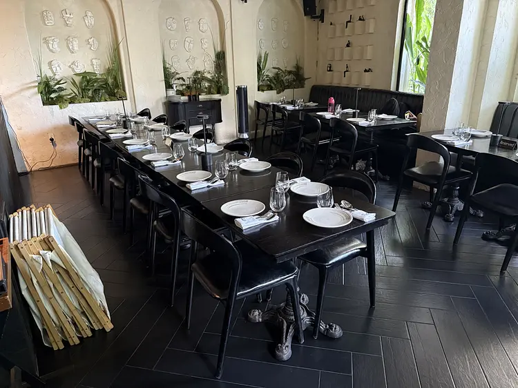 ソル キッチン&バー