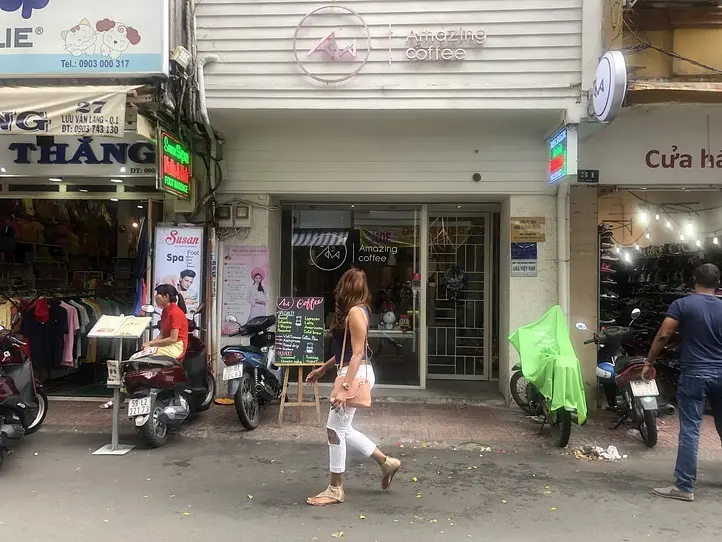 観光の合間に！ベンタイン市場近くのカフェで一休みするなら〜Amazing Coffee