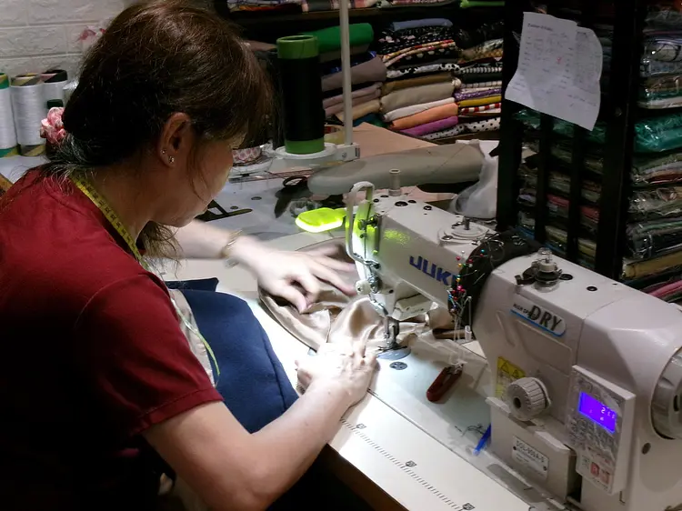 「私」という作品を織りなす　　　　　　　　　　　　　　 〜シルクの輝きと香りに包まれる、大人の休息〜