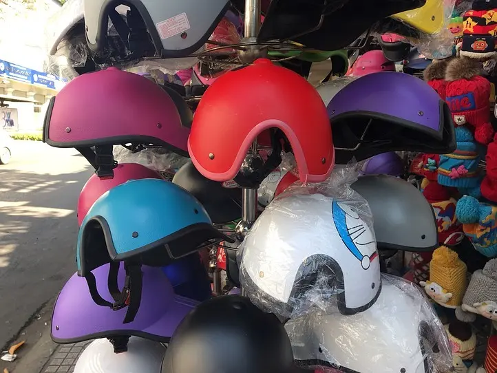 ベトナムの必需品・マイヘルメットが買えるおすすめのお店 3選