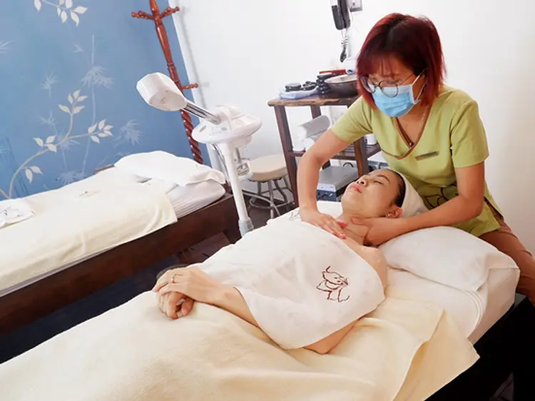 KL スパ ザ ミスト ドンコイ ホテル店