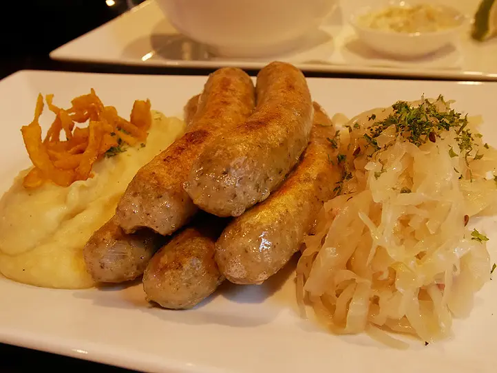 ホーチミンで、日本未上陸のドイツ料理店へ