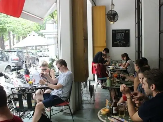 プロパガンダ・サイゴン・ビストロ