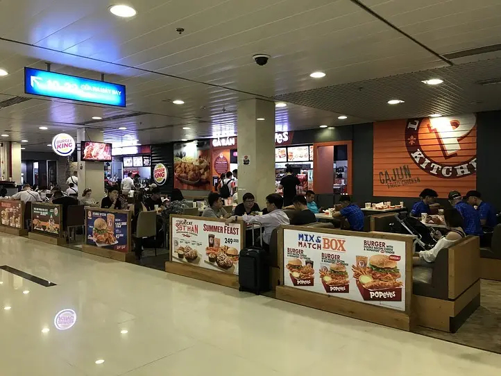 ベトナム国内移動する方必見！タンソンニャット空港の国内線ターミナルに潜入