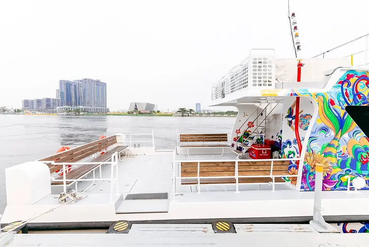 サイゴン・ウォーター・ゴー　サイゴンリバークルーズ