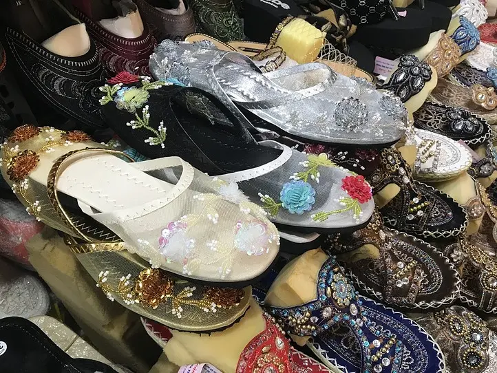 今話題のベトナムのメッシュサンダルをご紹介！街ブラで買える可愛いサンダル