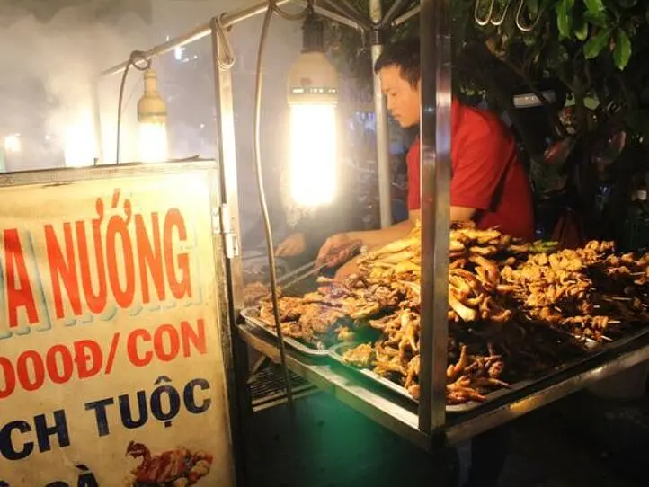 ホーチミン旅行で絶対食べるべき屋台料理 10選