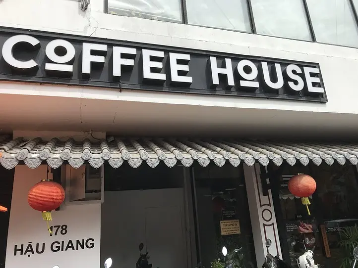 ベトナムコーヒーチェーン：ザ・コーヒーハウスをご紹介