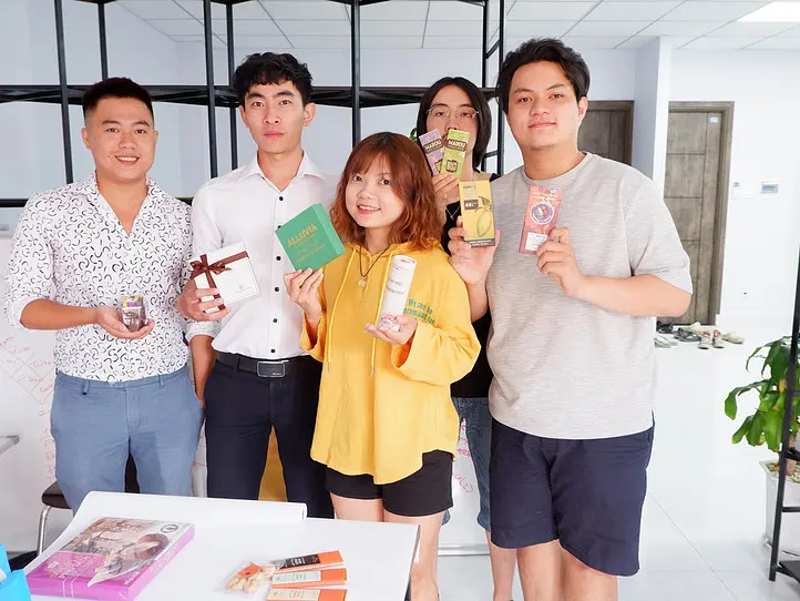 ホーチミン高島屋お土産チョコレート８選食べくらべ〜デパ地下でチョコレートが人気〜