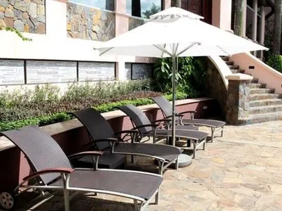 トロピカーナ プール＆バー