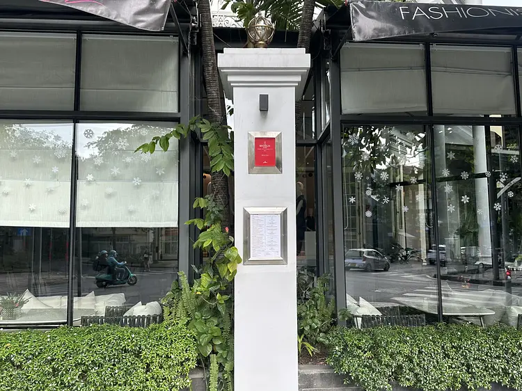 ファッショニスタ・カフェ