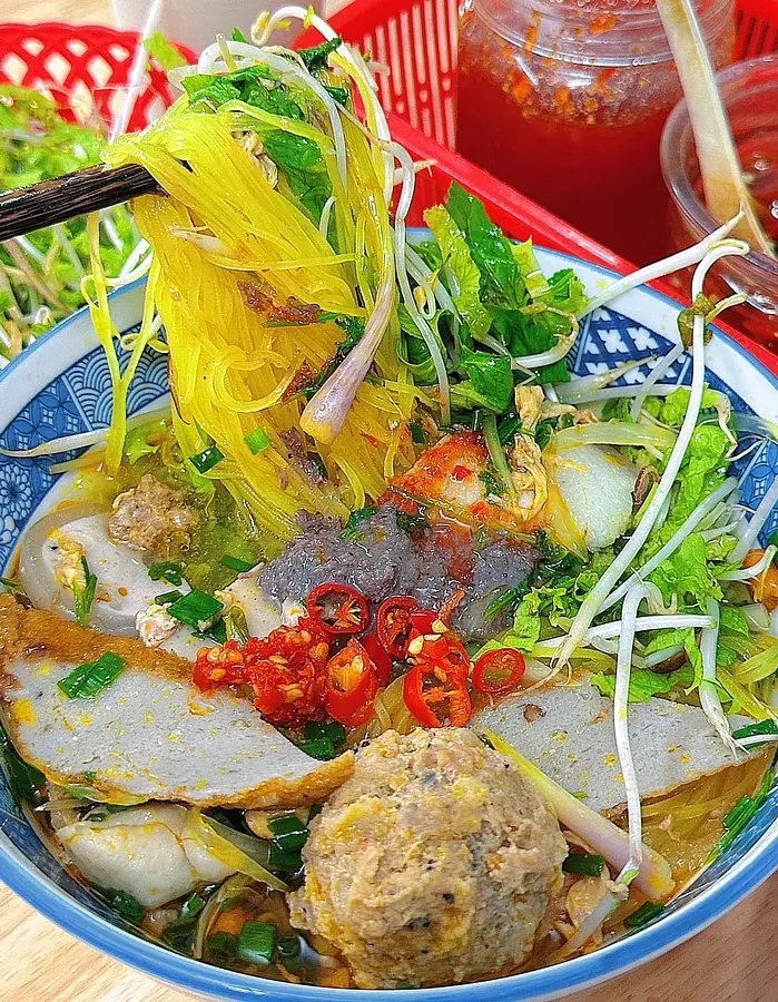 初めてホーチミンに来て感じたことと、最初に訪れた場所