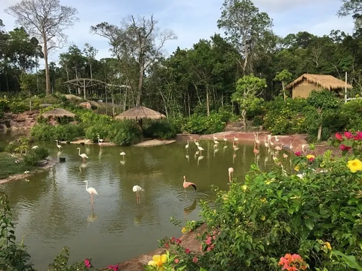 フーコック島の自然あふれる観光施設、ヴィンパールサファリ