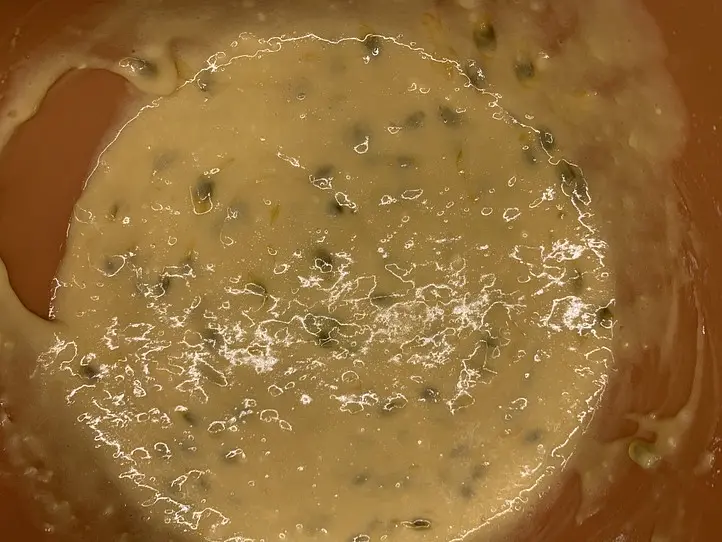 楽しむ自宅時間〜パッションフルーツのパウンドケーキを作ってみよう〜