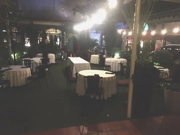 　ホーチミンの隠れ家フレンチのお店