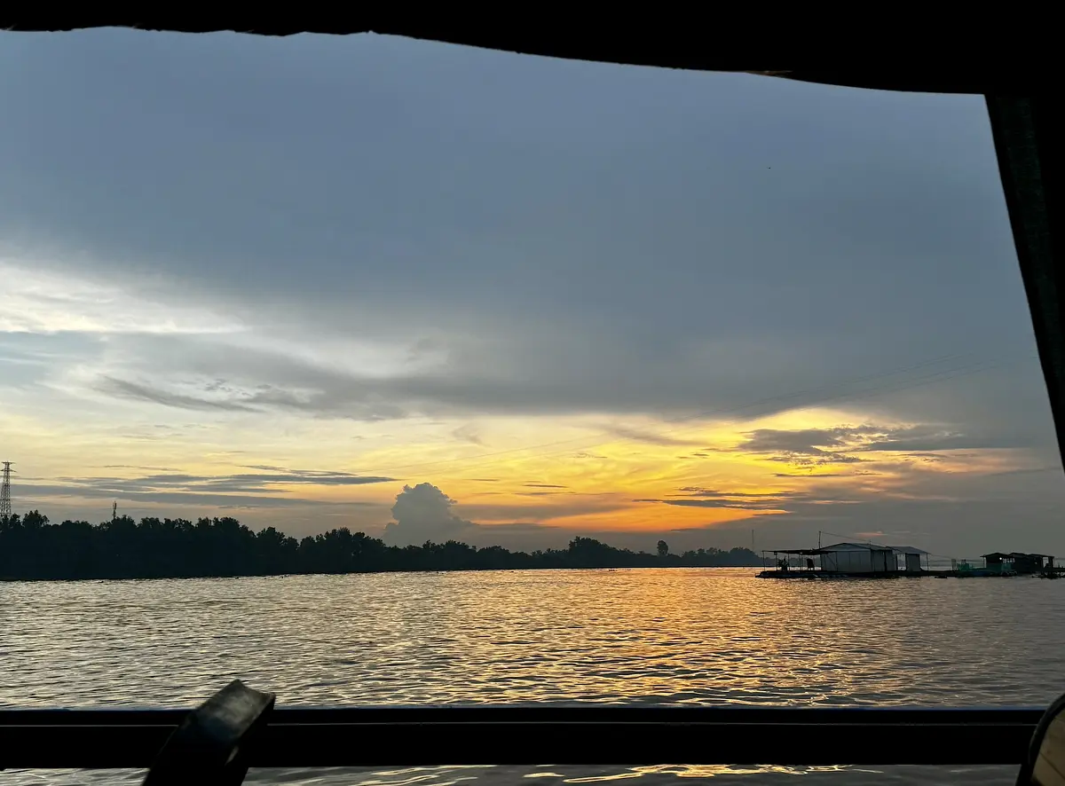 メコン川クルーズ半日ツアー完全ガイド｜午前・午後プランを徹底比較