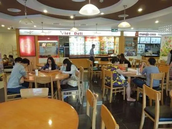 フードコート（ダイヤモンドプラザ）