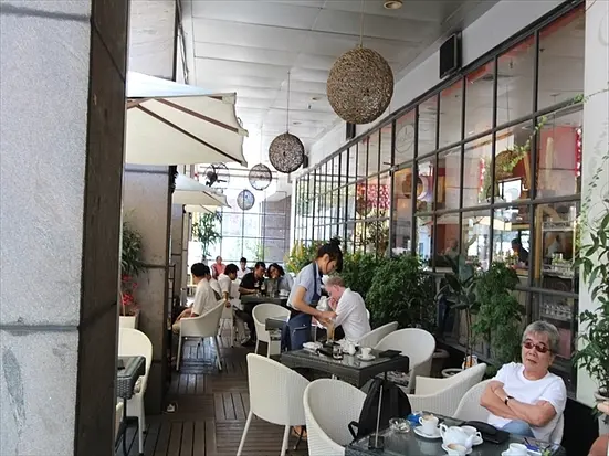 カフェ・テラス