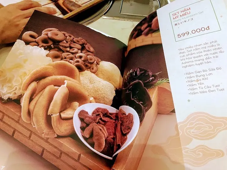 ホーチミンでデトックス！肉厚ヘルシーなきのこ鍋はいかが？