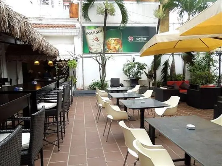 マックソーレイズ・スクエア